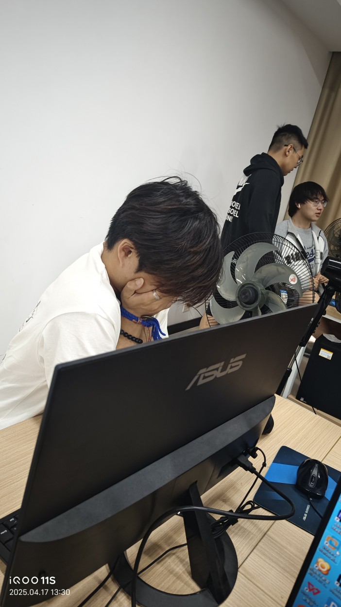 2dd120b79c80ed260f8342a526c3f66e_release.jpg